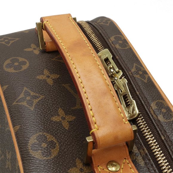 LOUIS VUITTON Louis Vuitton Monogram Packall Sac-Ado Handbag Bumbag Shoulder ... - Picture 6 of 9